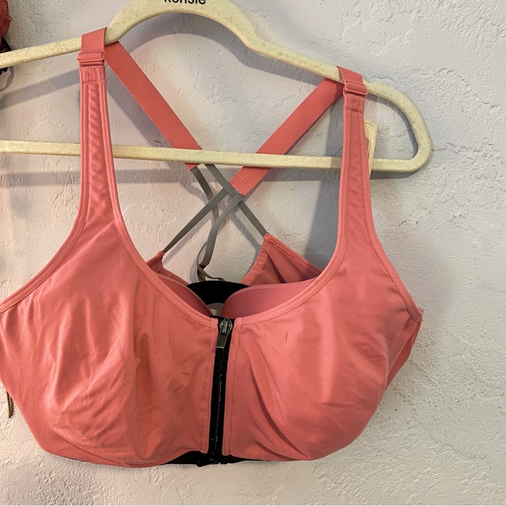 Pink 38DD Molded Cup Victoria’s Secret Sports Bra